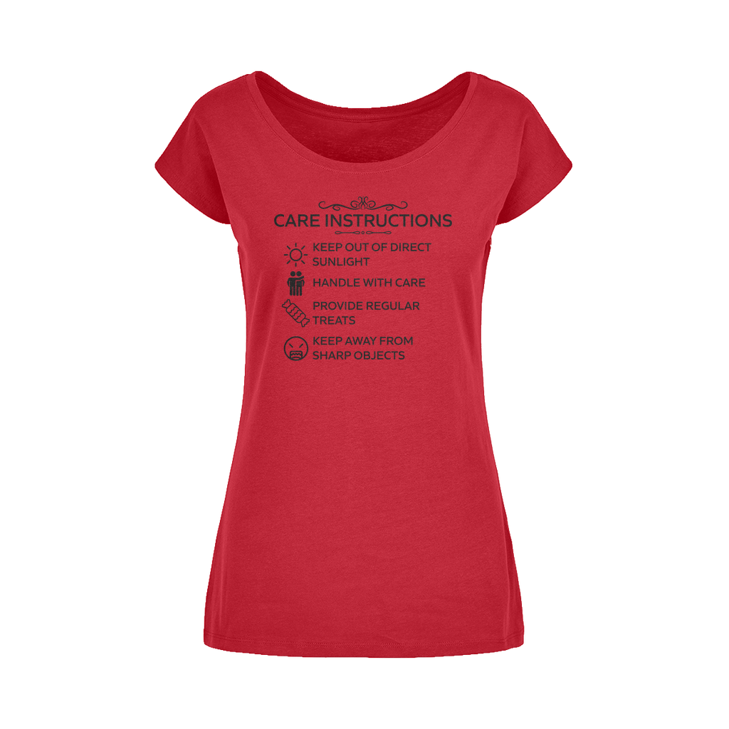 Loose fit scoop neck cotton shirt with cheeky Care Instructions design