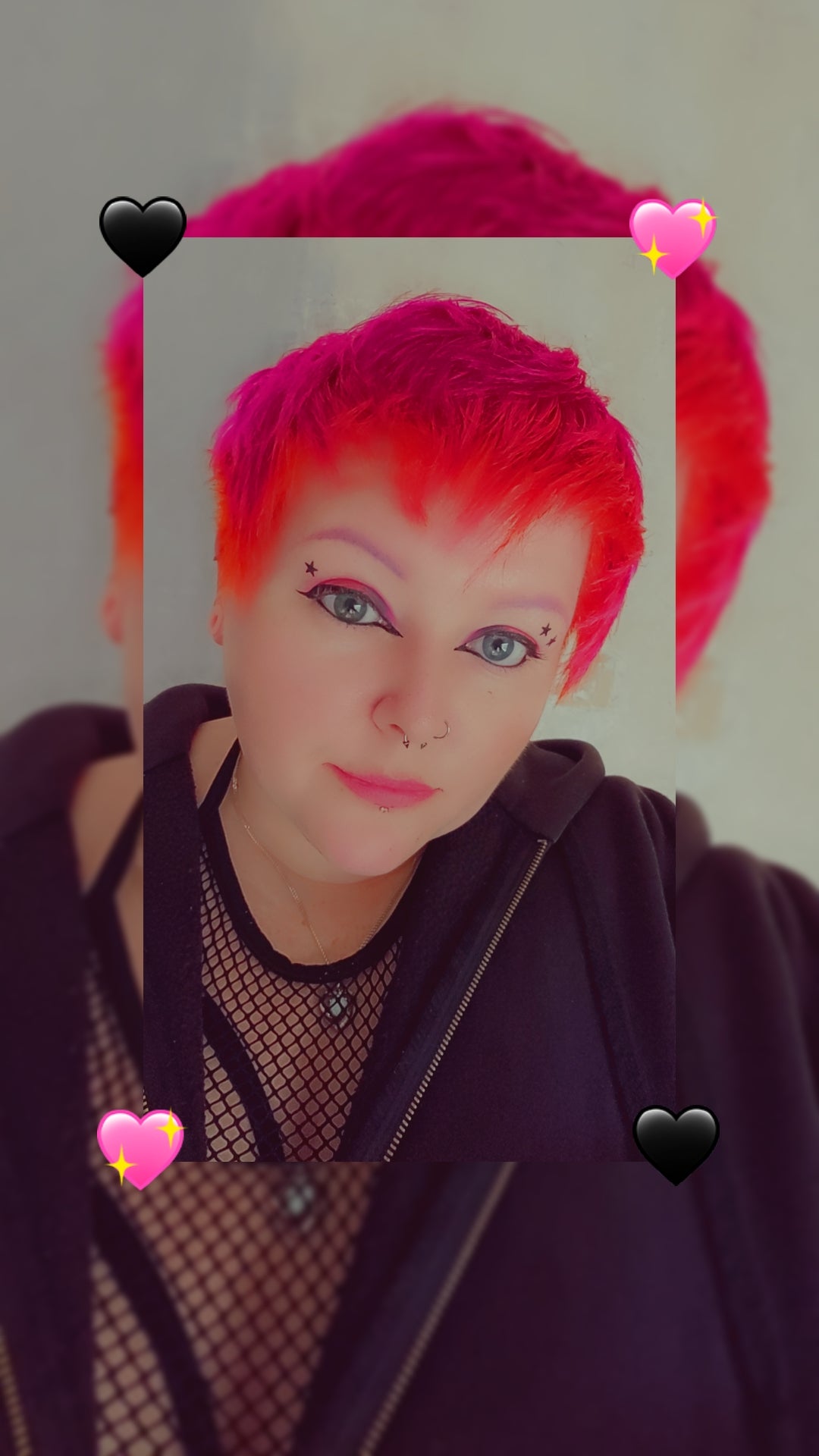 @mcdlottie96 with a mix of Tangerine, cerise, and flamingo pink and carnation pink