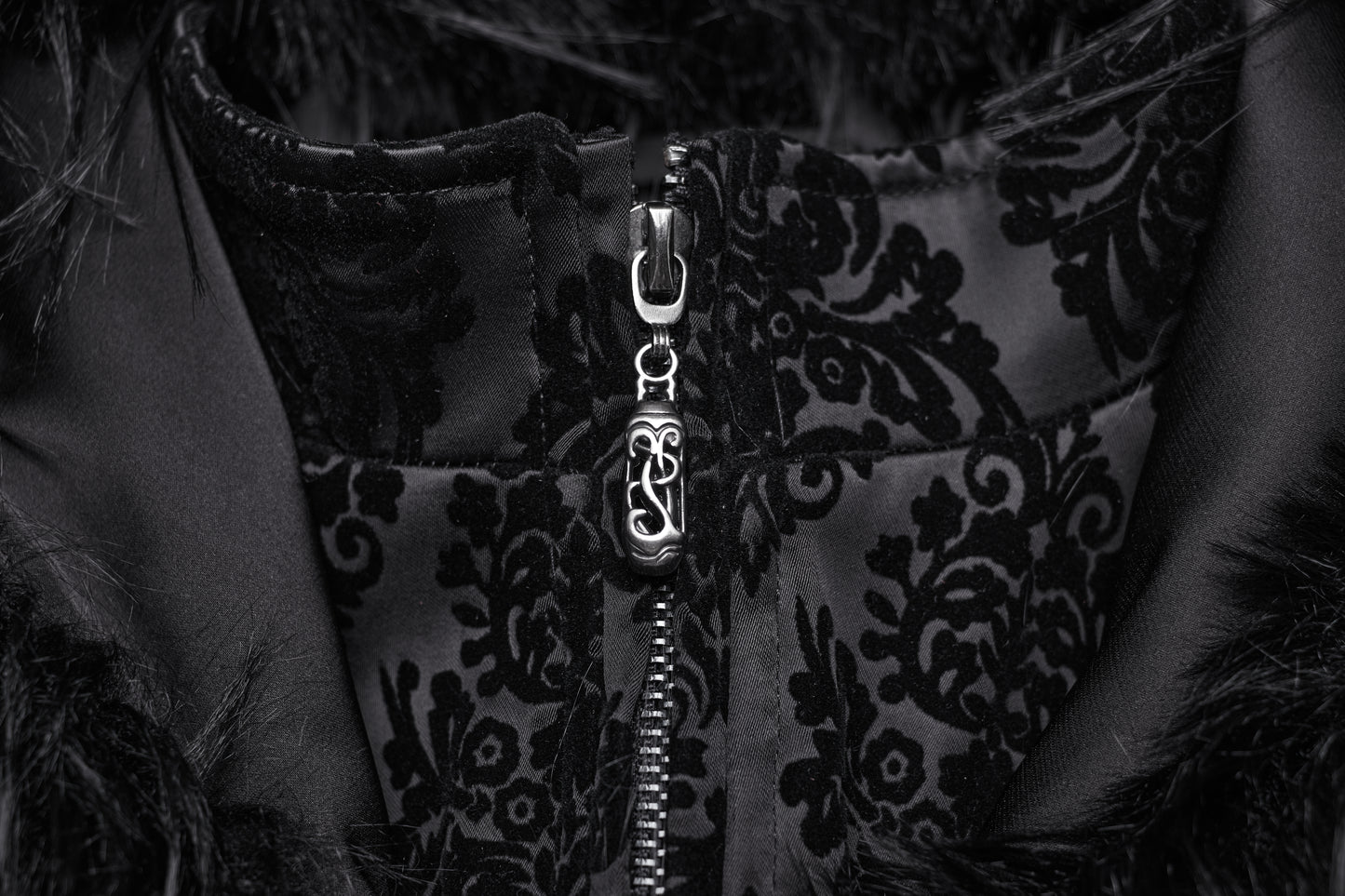 Punk Rave Morrigan Goth Gorgeous Jacquard Coat - Black