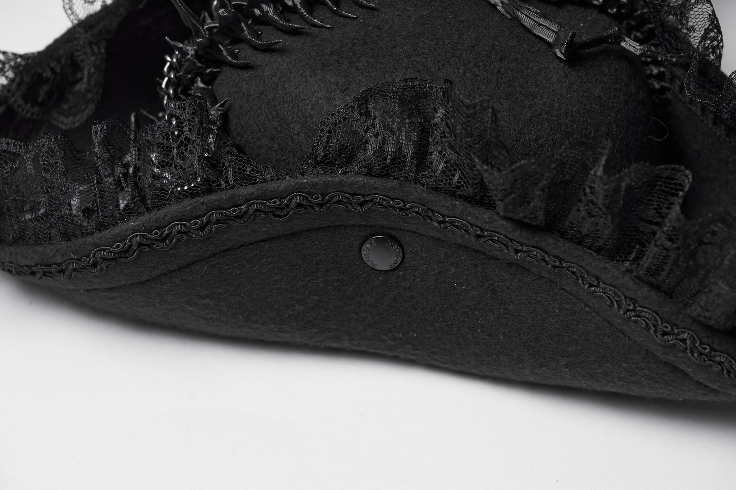 Punk Rave Goth Imprisoned Beast Bone Pirate Hat