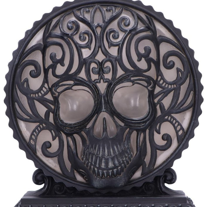 Nemesis Now Death’s Embrace Gothic Skull Lamp (20.2cm)
