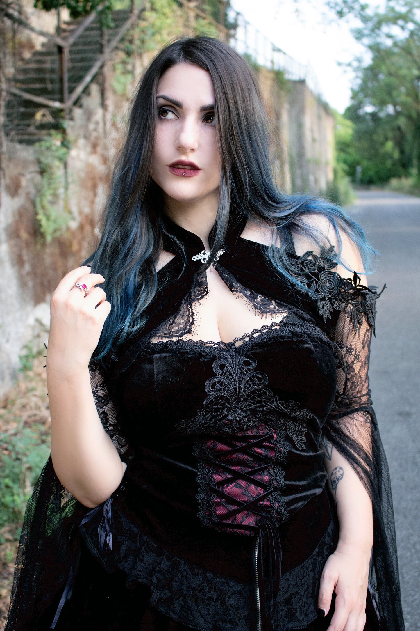 Angelineva_ wearing Dark in Love Gothic Velvet Corset Top
