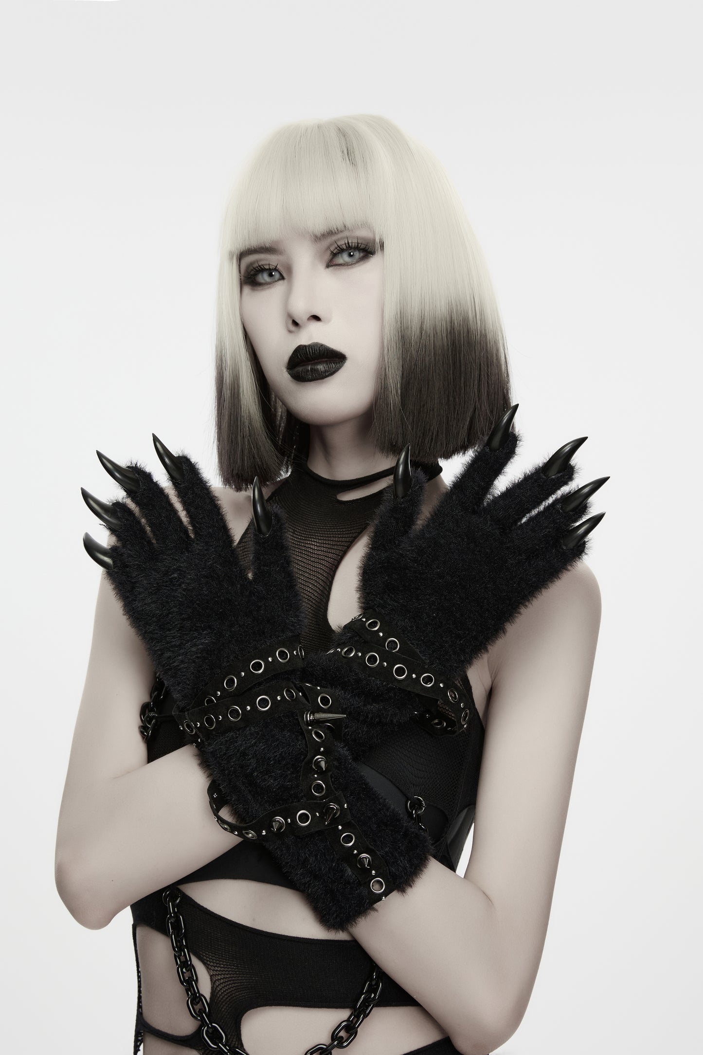 Punk Rave Freya Cat Paw Spike Gloves