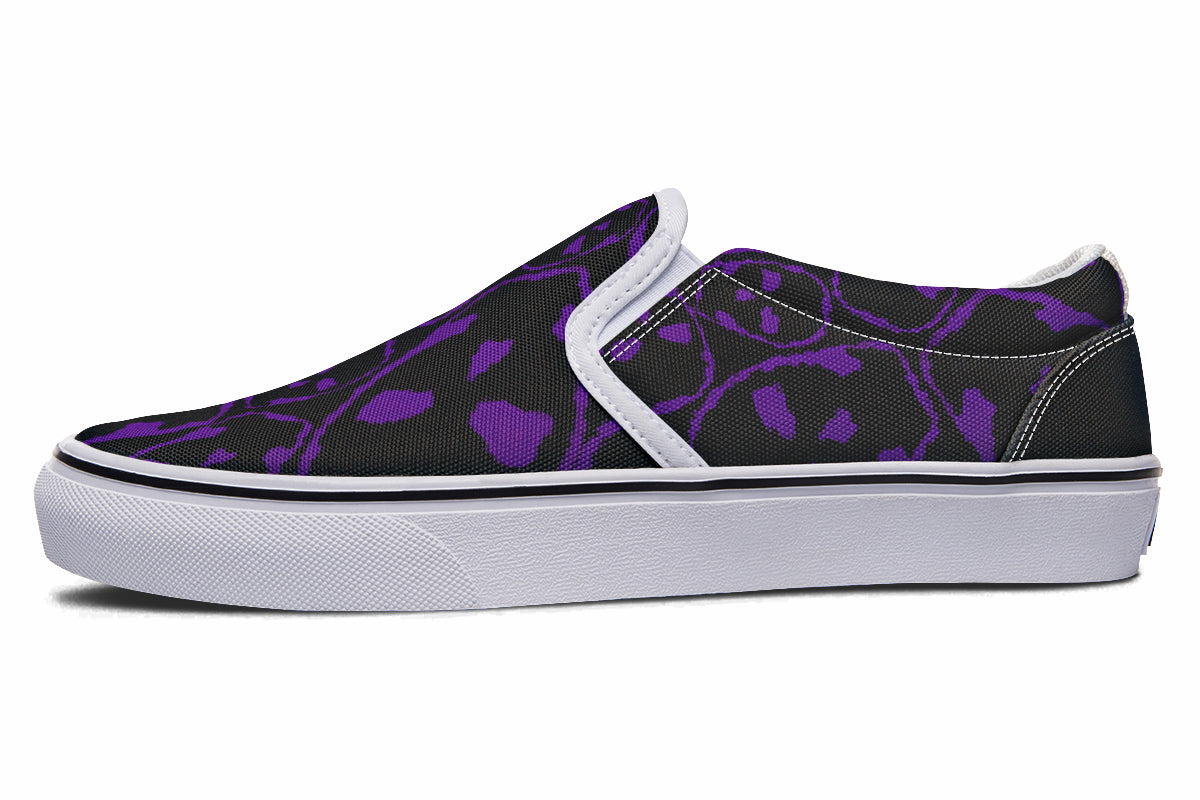 ANTIBrand Gothic Attitude The Tumbling Purple Skulls Slip-On Shoes