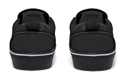 Unisex slip-on shoes with skull motif