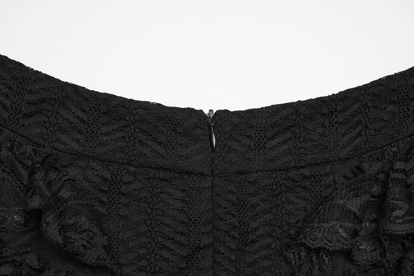 Punk Rave Rowena Gothic Fishtail Skirt - Layered Lace Mermaid Maxi zip closeup