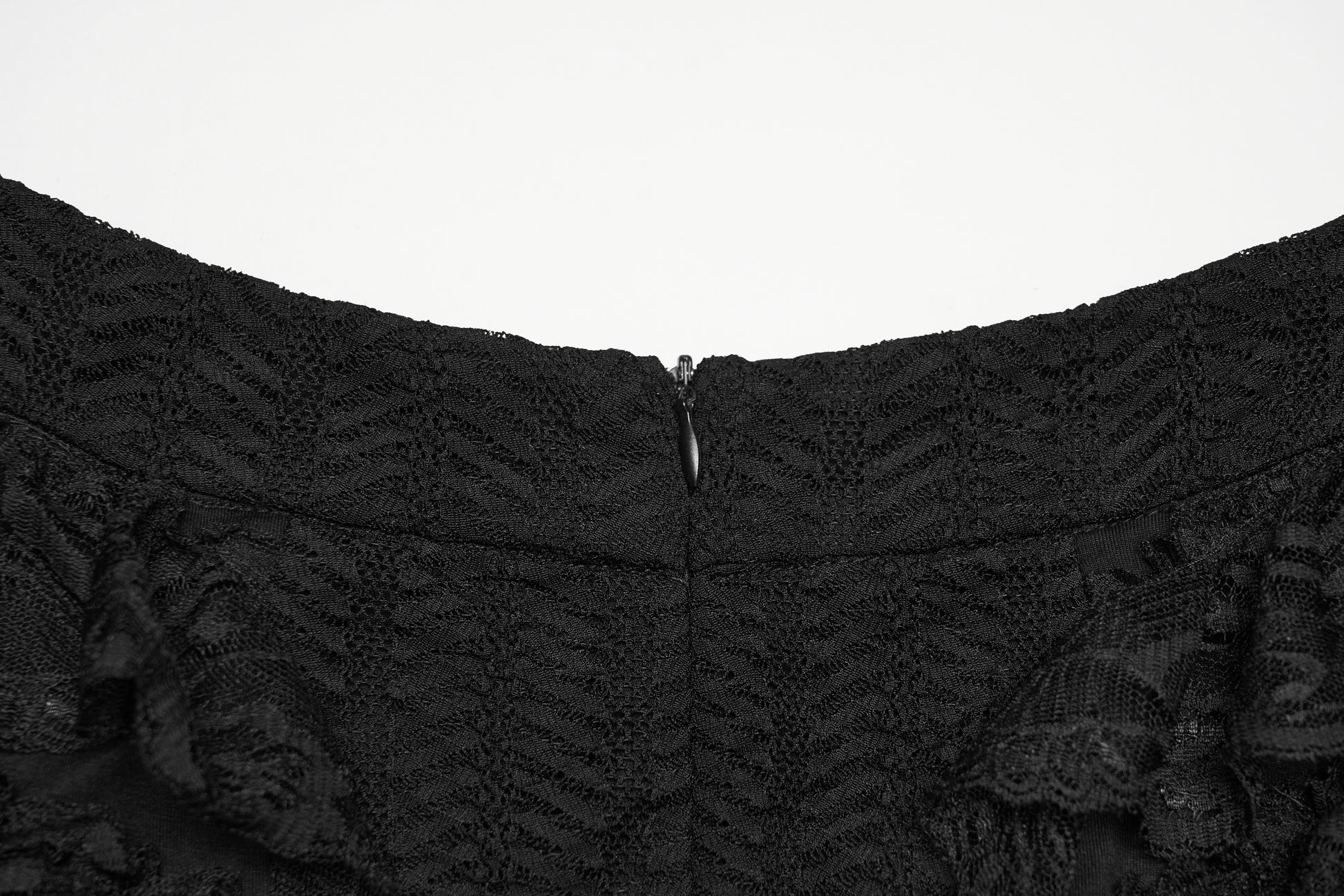 Punk Rave Rowena Gothic Fishtail Skirt - Layered Lace Mermaid Maxi zip closeup