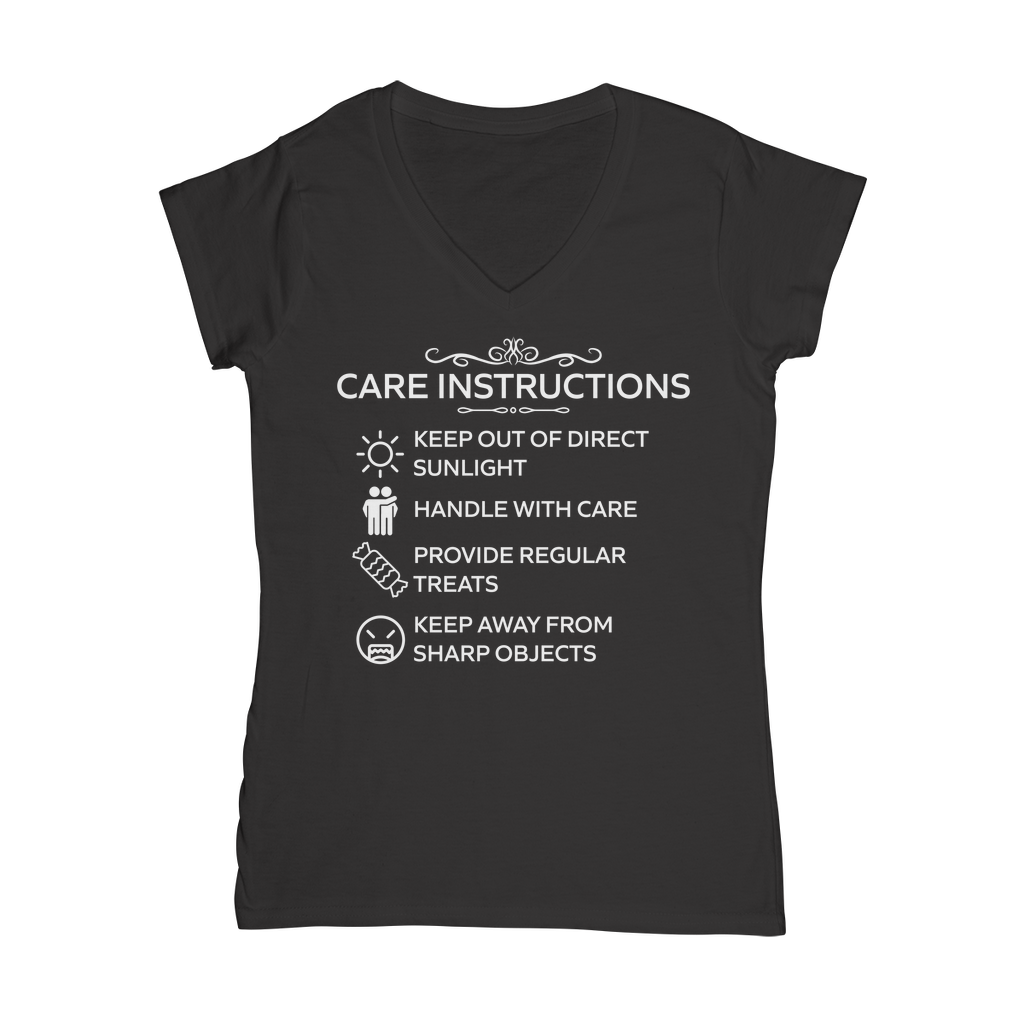 Fitted V-neck t-shirt with funny “Care Instructions” white print