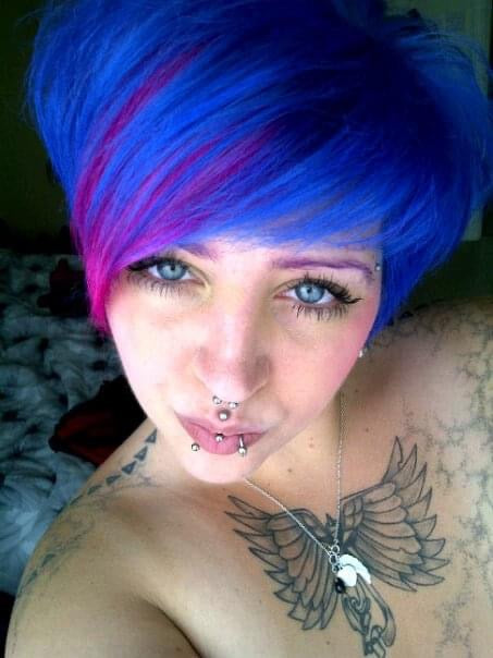 La Riche Directions Carnation Pink Alternative Hair Colour Look