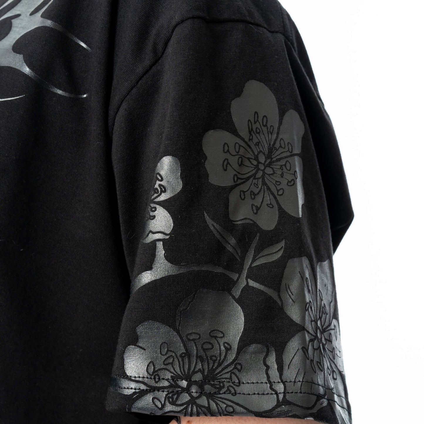 Chemical Black Ceil Crop Top – Ladies Black Gothic Cotton Crop Tee