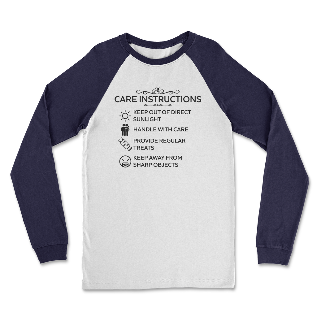 Classic contrast sleeve raglan tee with black printed label design