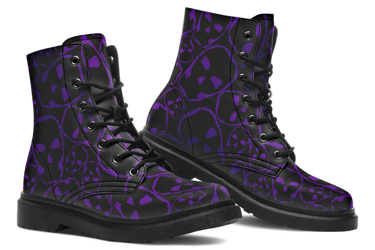 Boots with purple skulls pattern – Gothic Attitude
